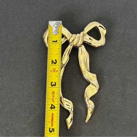 NEW ANTHROPOLOGIE CANDLE CHARM GOLD BOW JEWELRY DECOR GIFT BOX ROMANTIC PRETTY - Picture 7 of 8